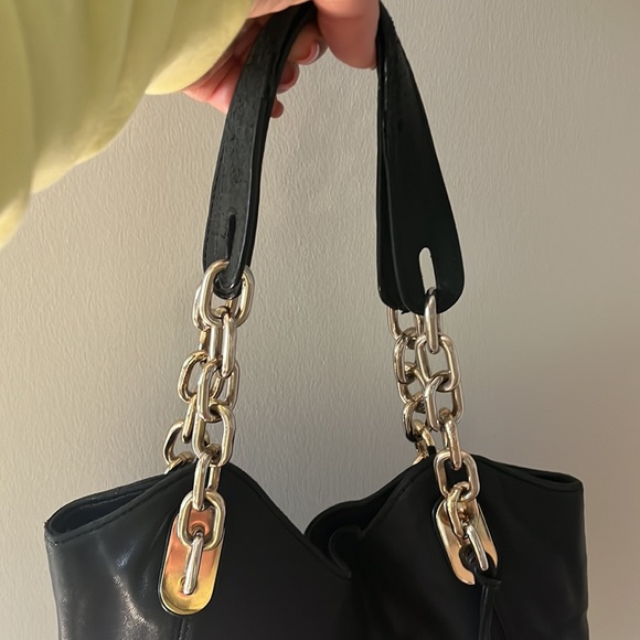 Micheal Kors Black Hobo Handbag - Picture 16 of 16